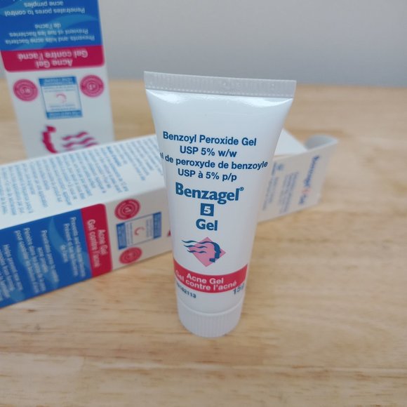 2 X Benzagel 5 Acne Gel 15g  Acne Bacteria Treatment 5% Benzoyl Peroxide - Picture 2 of 4